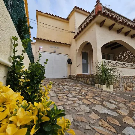 Casa Sebastian L' Escala